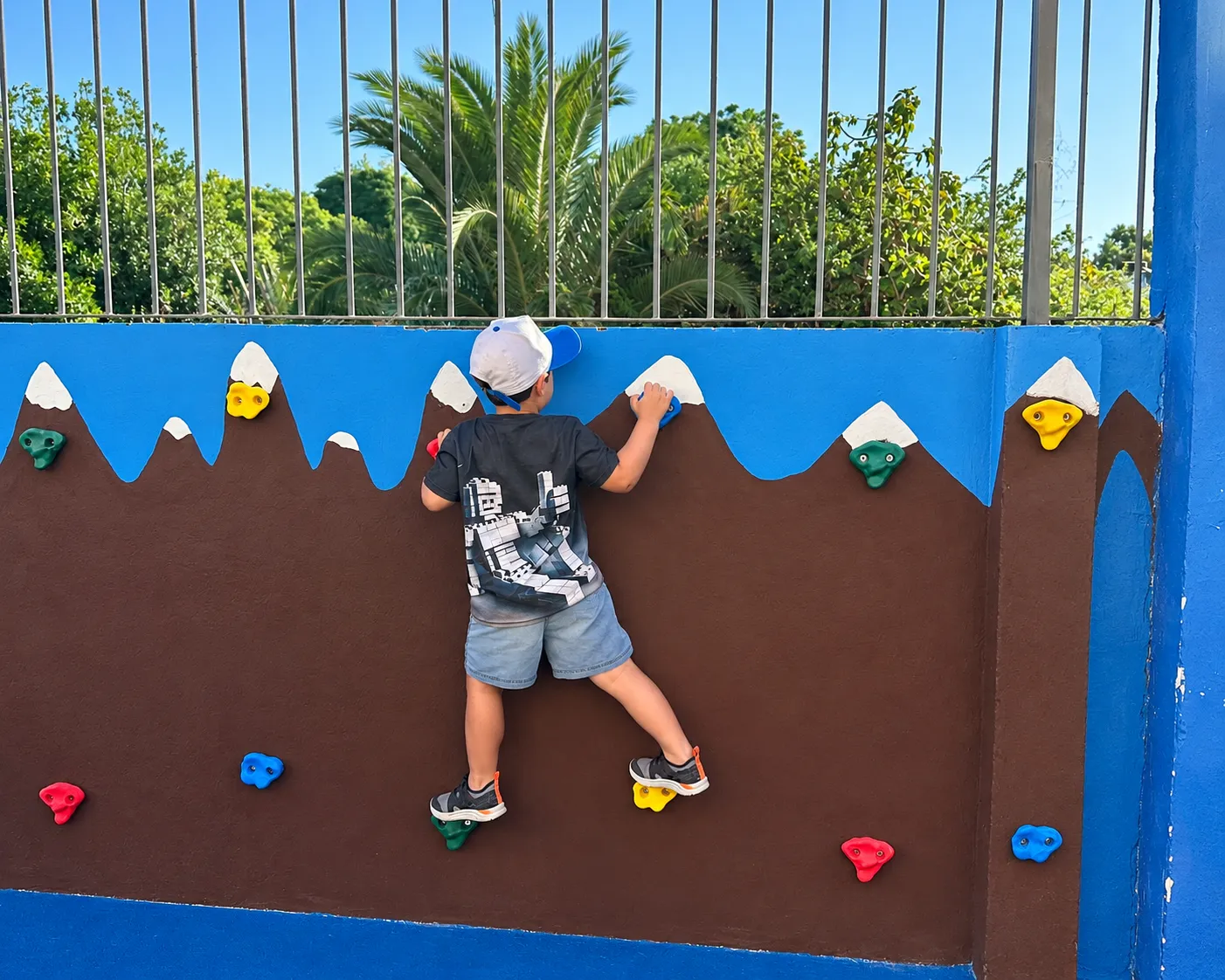 Pared de escalada · Instalaciones