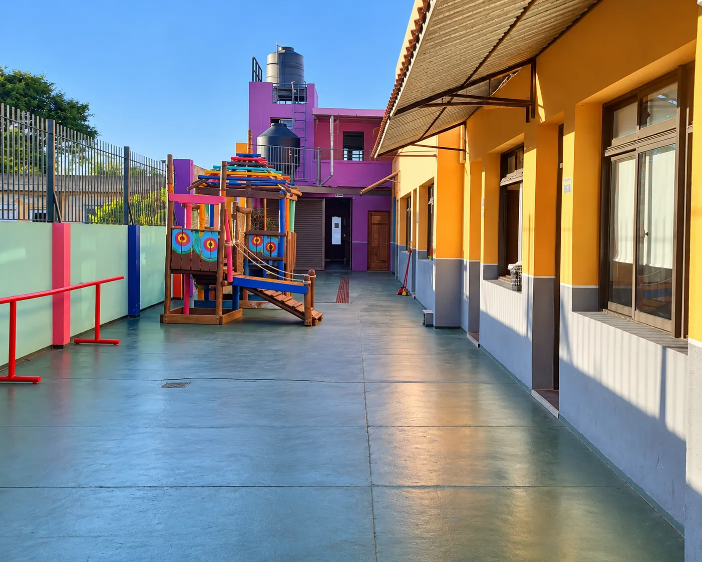 Patio · Instalaciones